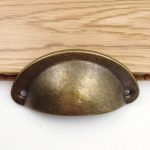 Vintage Style Shell Shaped Bronze Cabinet Pull Door Handle - Image 6
